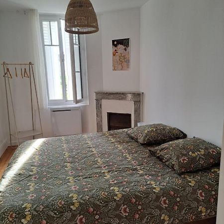 Appartement Calme Dans Maisonnette Graulhet Eksteriør billede