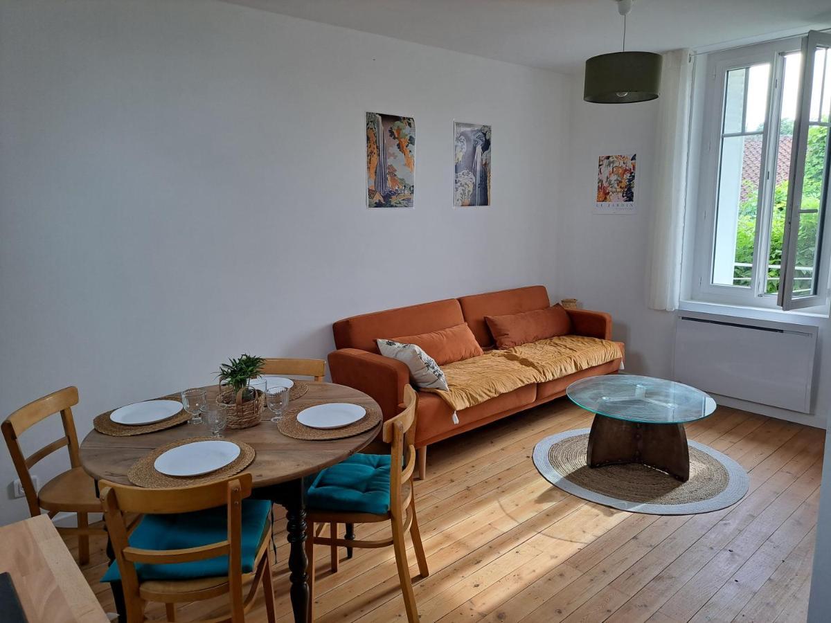 Appartement Calme Dans Maisonnette Graulhet Eksteriør billede