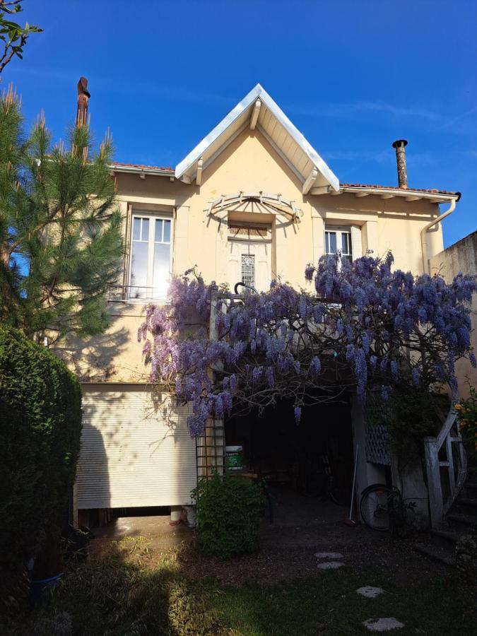Appartement Calme Dans Maisonnette Graulhet Eksteriør billede